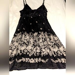 Black and silver floral silk Express dress